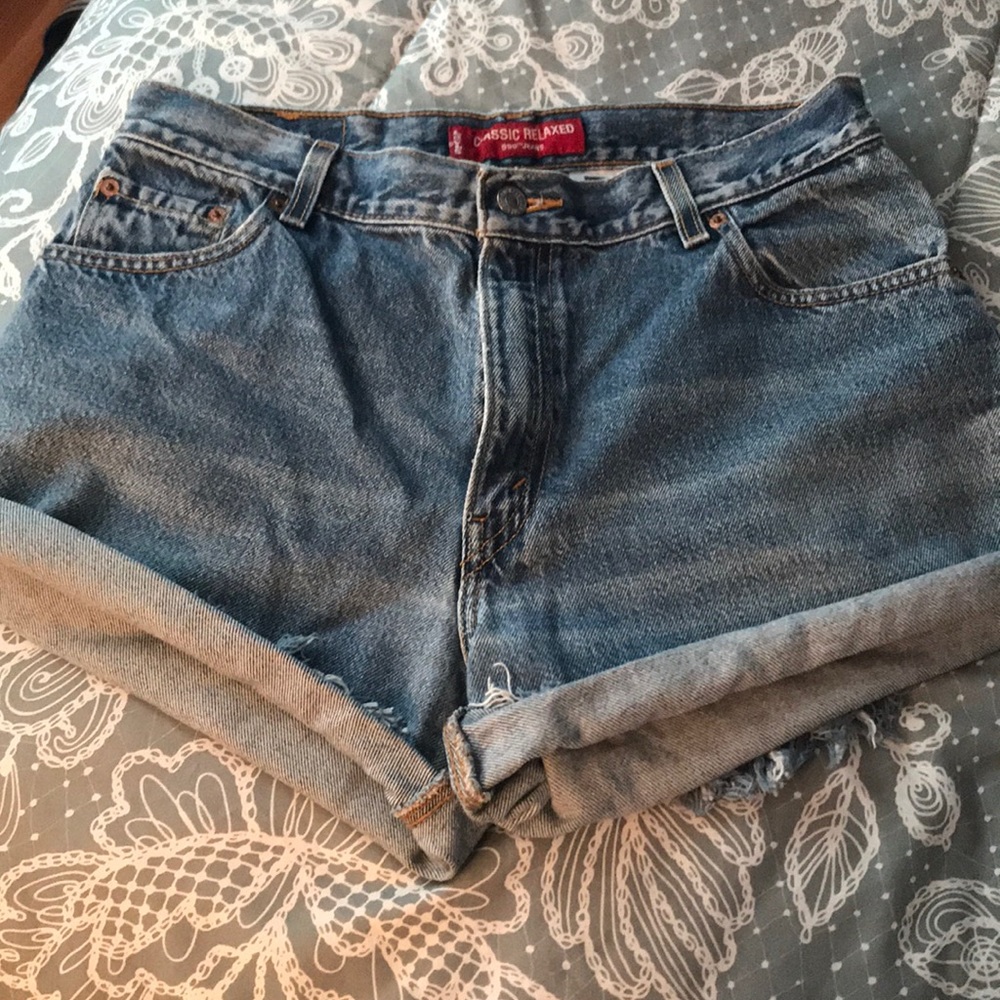 Vintage levis cut off shorts!!!🔥🌞